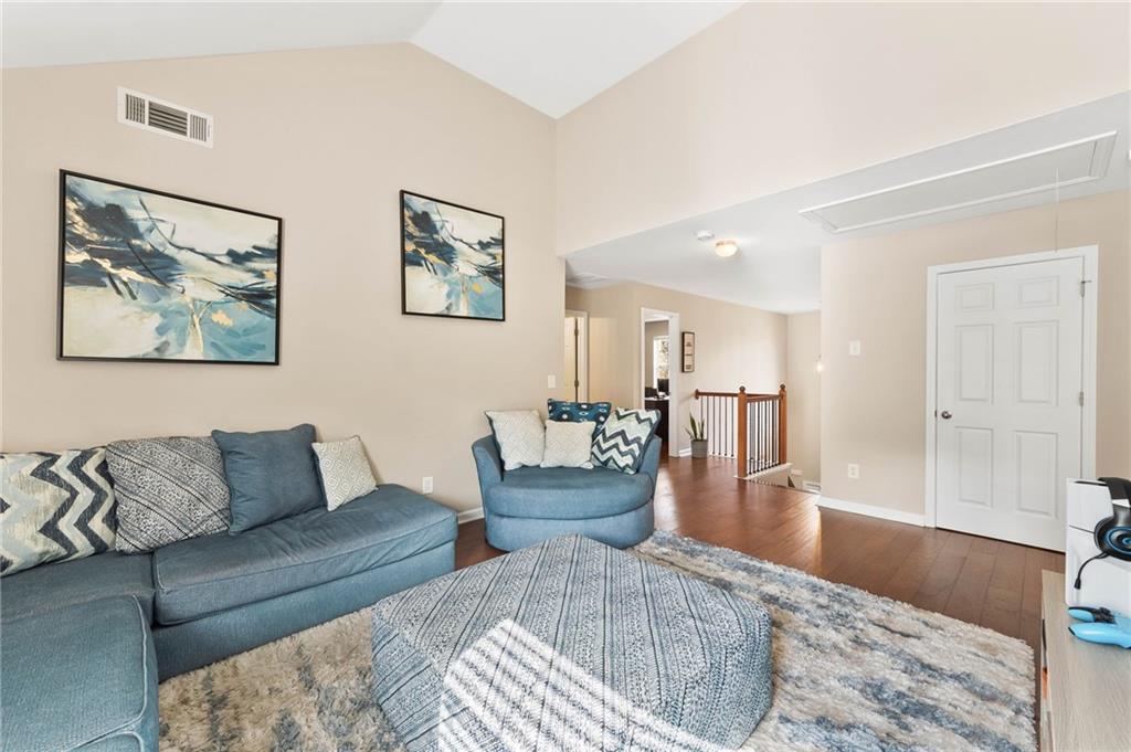 Cooper Manor - Residential