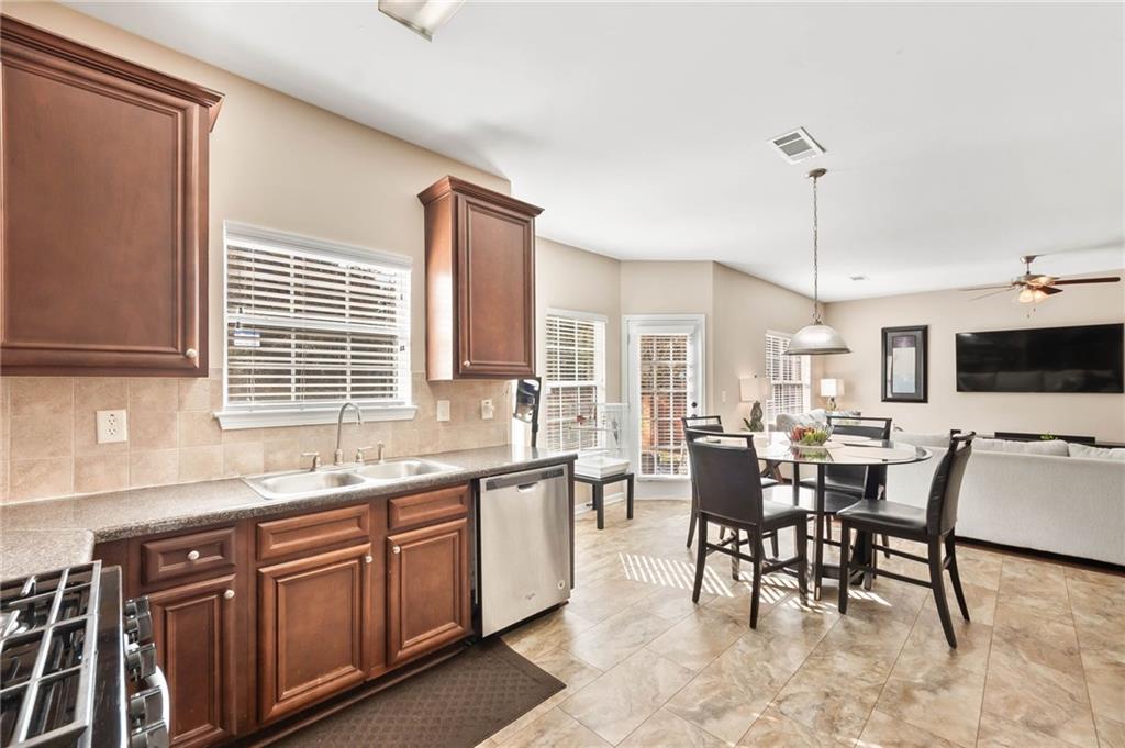 Cooper Manor - Residential