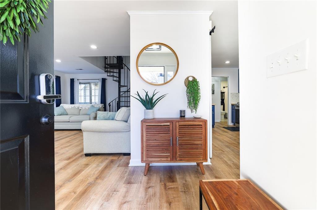 404 Countryside Place SE