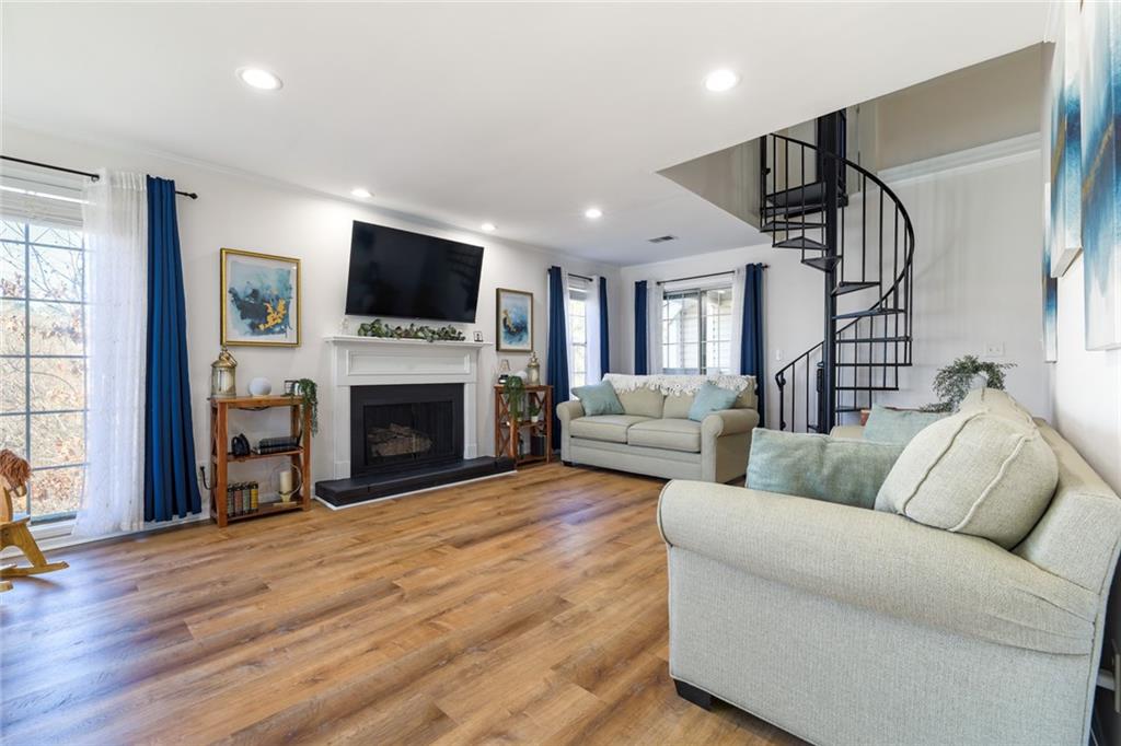 404 Countryside Place SE