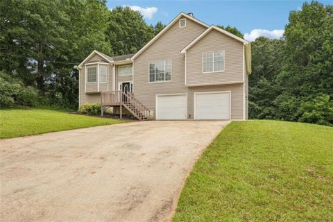 Homes For Sale - 2791 Willow Tree Overlook<br/> Douglasville, GA 30135