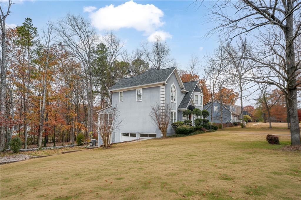 224 Rolling Oaks Drive NW