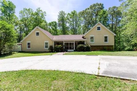 Photo of 4854 Ivey Lane, Douglasville, GA 30135 (MLS # 7756747)