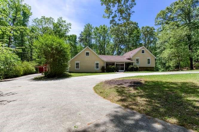 4854 Ivey Lane