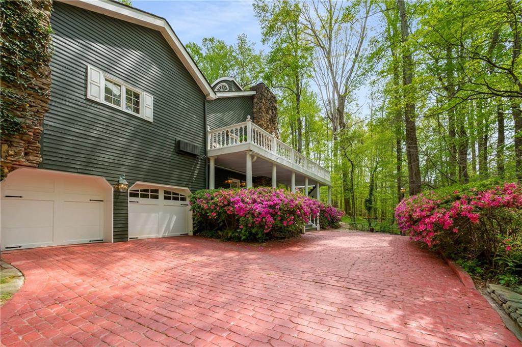 2977 Glover Drive
