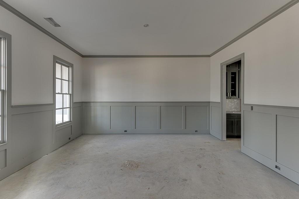 8155 Heardsville Court