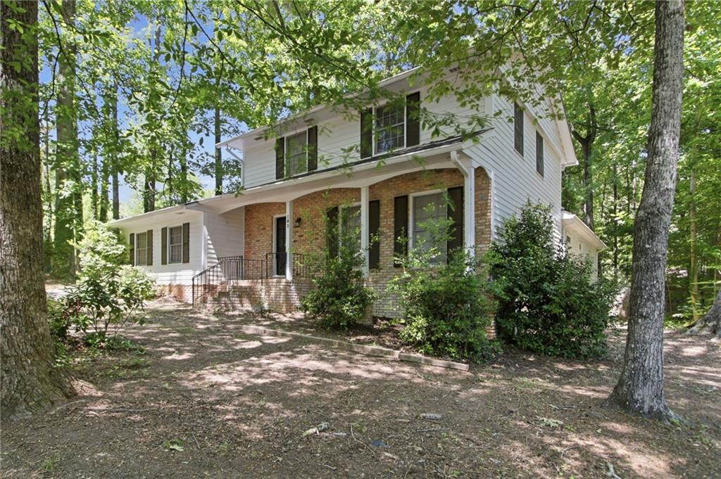 103 Creek Bed Court