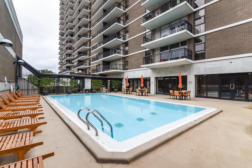 620 Peachtree Street NE 1516