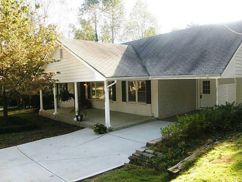 A home in Dunwoody