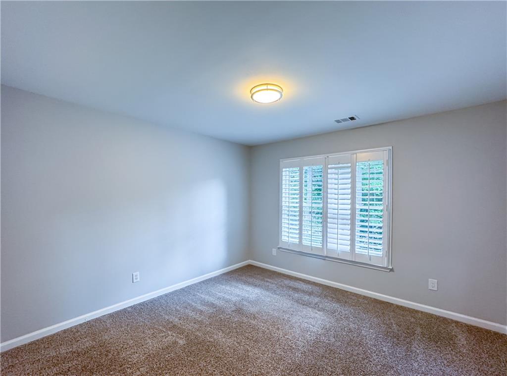 6815 Fairgreen Drive, Suwanee, Georgia image 25