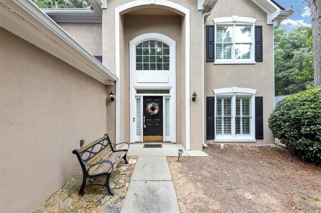 6815 Fairgreen Drive, Suwanee, Georgia image 6