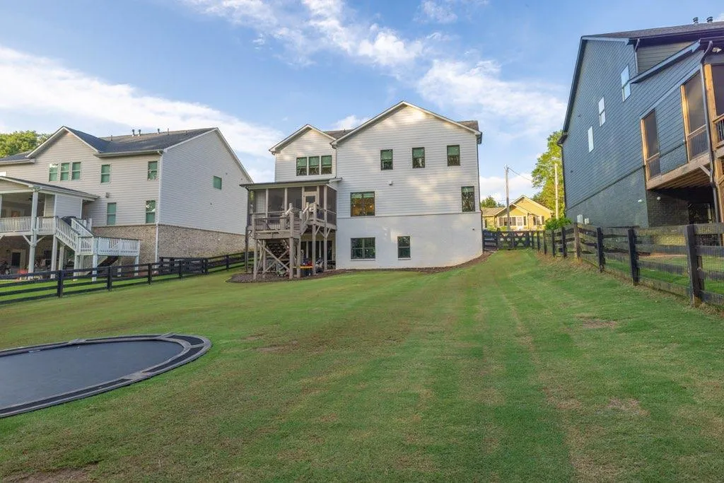 Buford, Georgia 30518, United States, 5 Bedrooms Bedrooms, ,4 BathroomsBathrooms,Residential,Active,142179