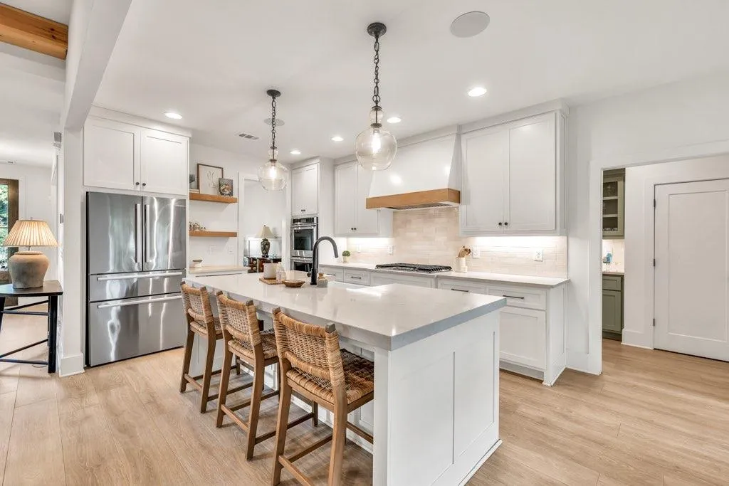 Buford, Georgia 30518, United States, 5 Bedrooms Bedrooms, ,4 BathroomsBathrooms,Residential,Active,142179