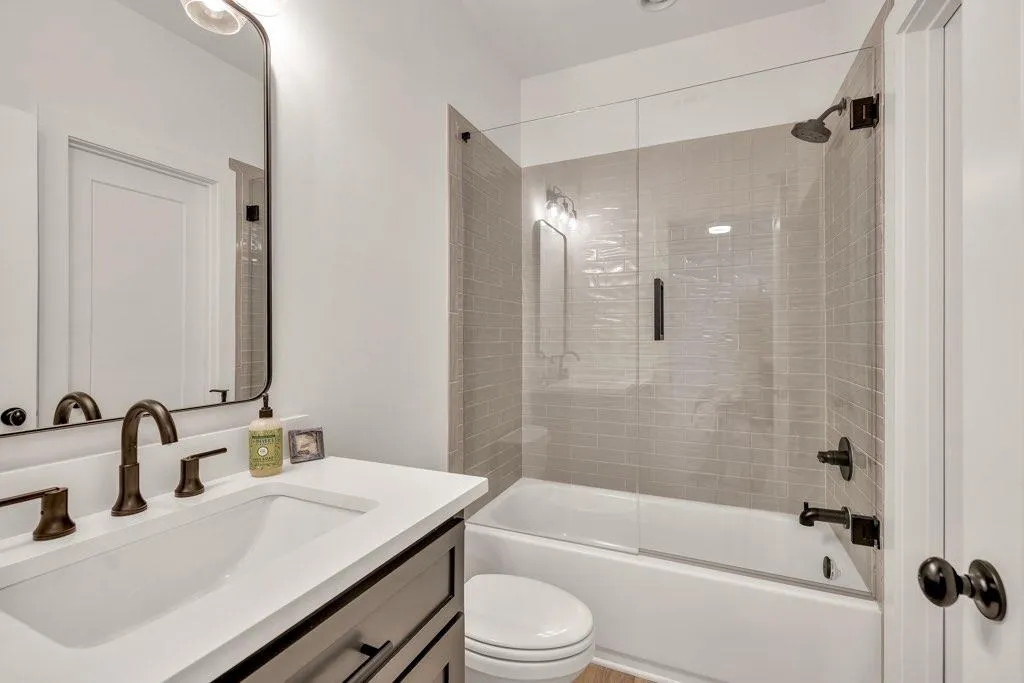 Buford, Georgia 30518, United States, 5 Bedrooms Bedrooms, ,4 BathroomsBathrooms,Residential,Active,142179