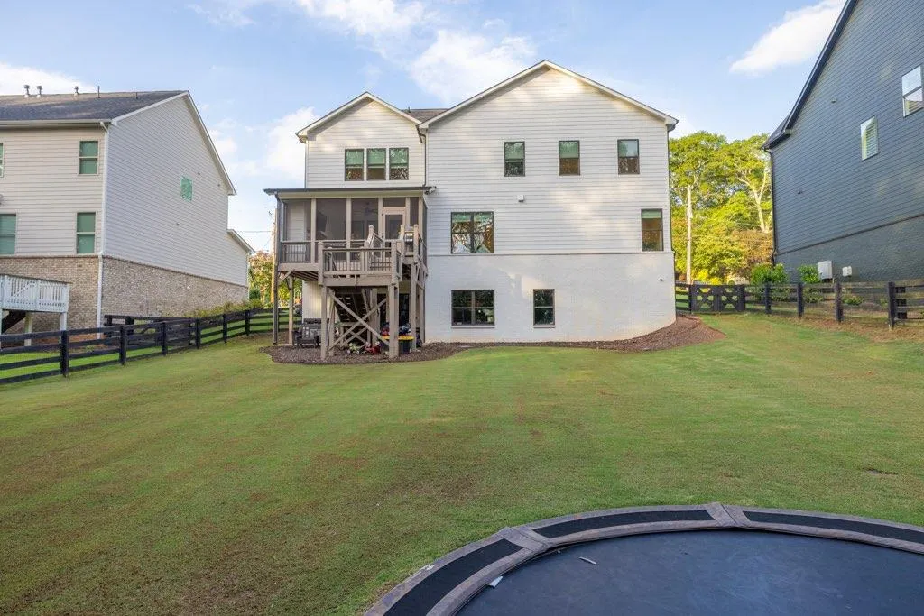 Buford, Georgia 30518, United States, 5 Bedrooms Bedrooms, ,4 BathroomsBathrooms,Residential,Active,142179