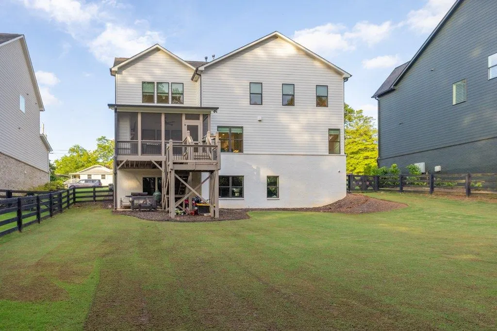 Buford, Georgia 30518, United States, 5 Bedrooms Bedrooms, ,4 BathroomsBathrooms,Residential,Active,142179