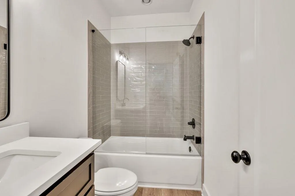 Buford, Georgia 30518, United States, 5 Bedrooms Bedrooms, ,4 BathroomsBathrooms,Residential,Active,142179