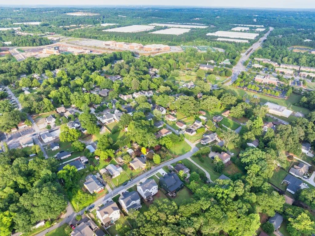 Buford, Georgia 30518, United States, 5 Bedrooms Bedrooms, ,4 BathroomsBathrooms,Residential,Active,142179