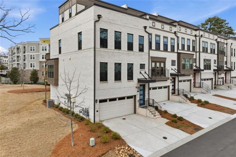 Townhouse For Sale - 1163 Rivard Circle<br/> Atlanta, GA 30318