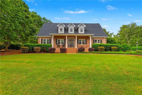 Homes For Sale - 185 Red Maple Drive<br/> Hampton, GA 30228