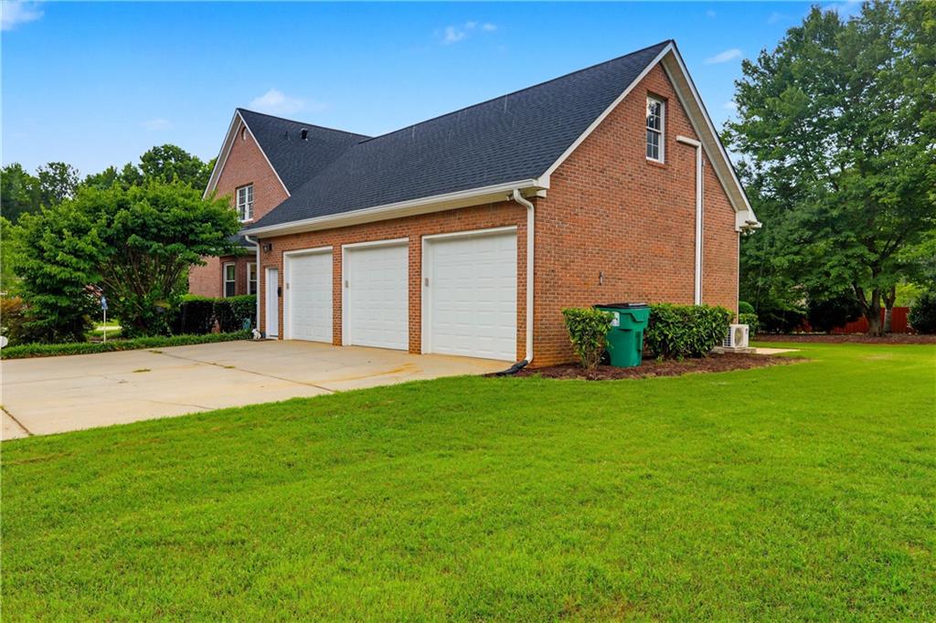 185 Red Maple Drive