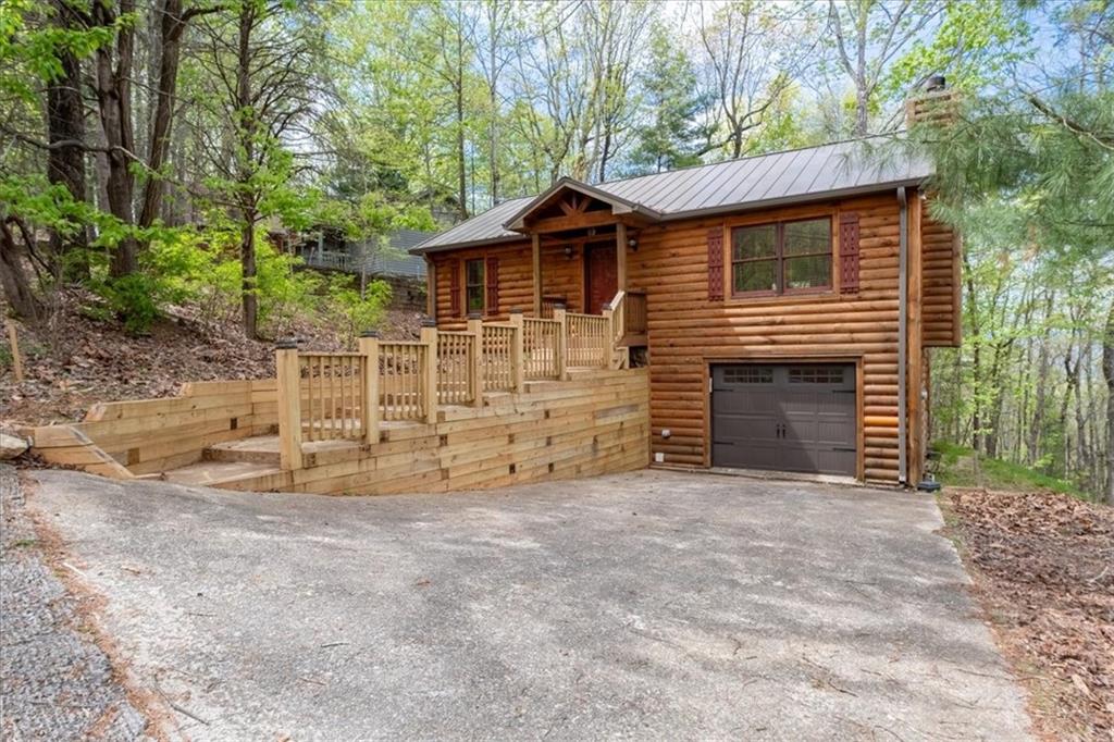 986 Mountain Oak Road