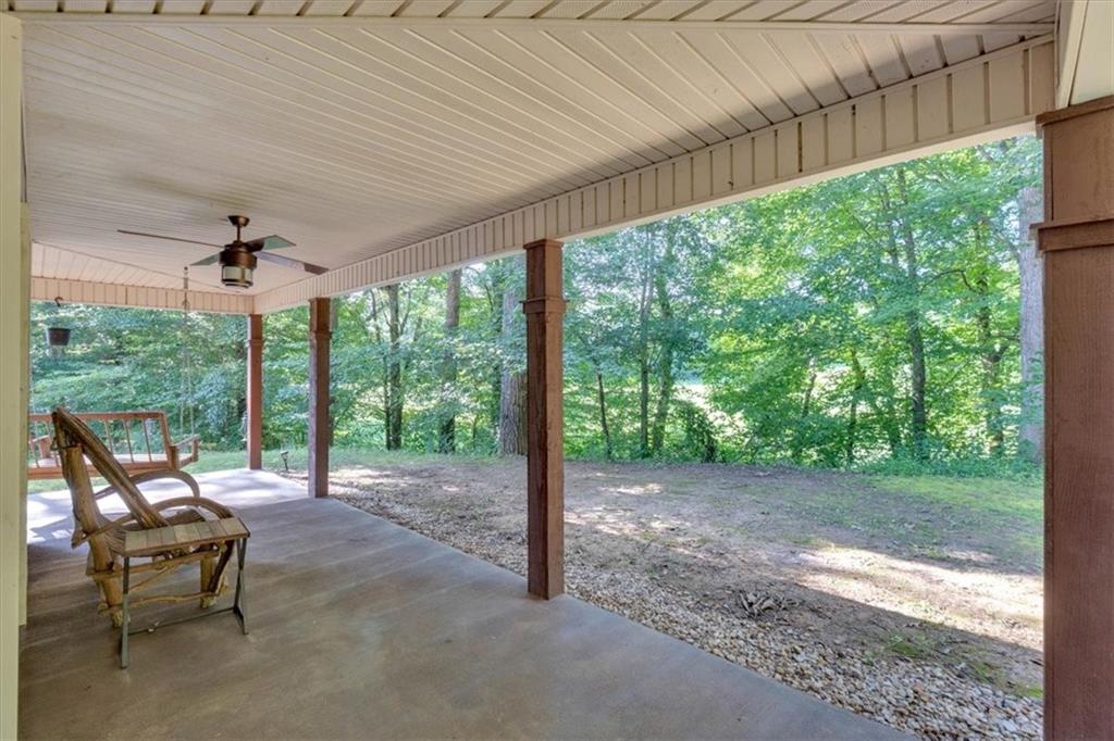 711 E Cochran Road SE