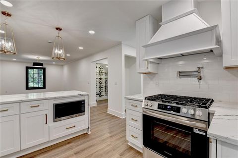4618 Shallowford Road Roswell GA 30075