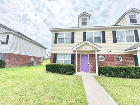 Townhouse For Sale - 739 Wheel House Lane #A<br/> Walton County, Monroe, GA 30655