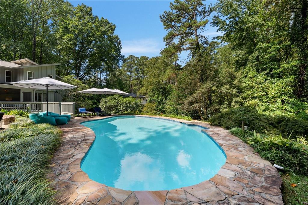 5212 Rosser Road