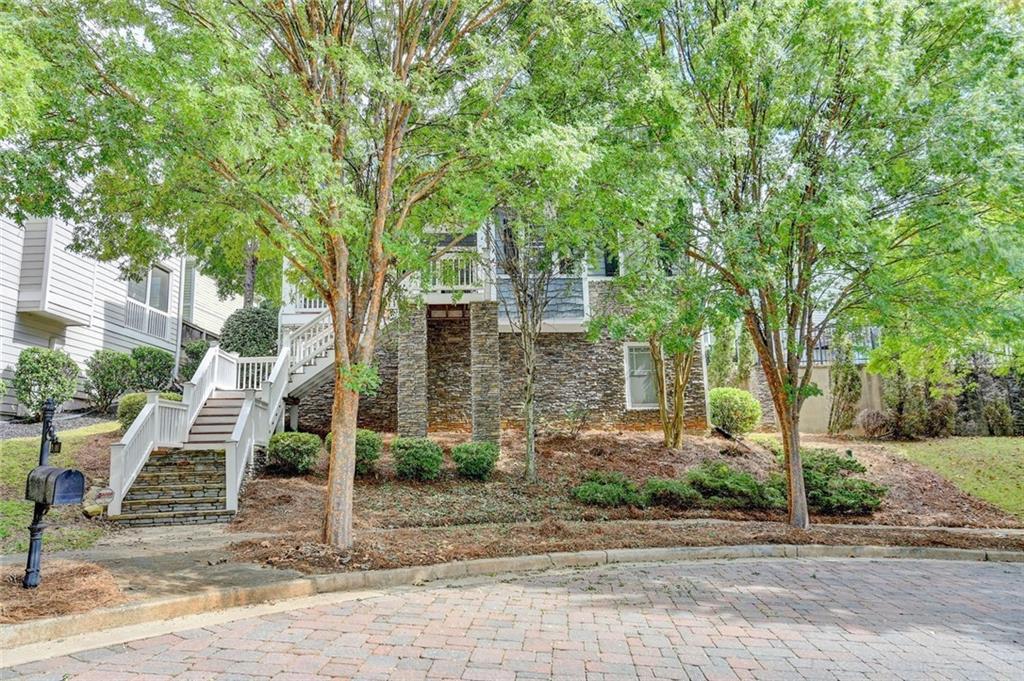 1613 Dupont Commons Drive NW