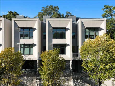 Townhouse For Rent - 785 Piedmont Avenue #E<br/> Atlanta, GA 30308