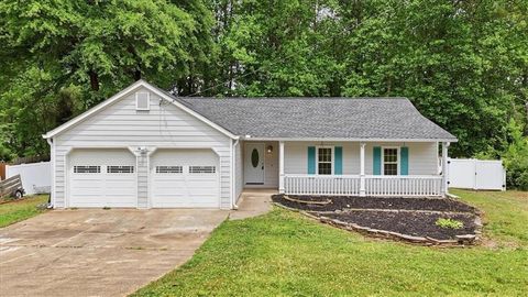 Photo of 847 Riverstone Lane, Woodstock, GA 30188 (MLS # 7767566)