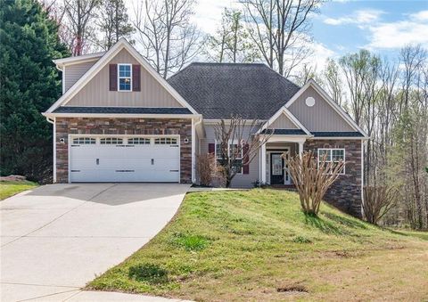 Homes For Sale - 4619 Wakefield Lane<br/> Gainesville, GA 30506