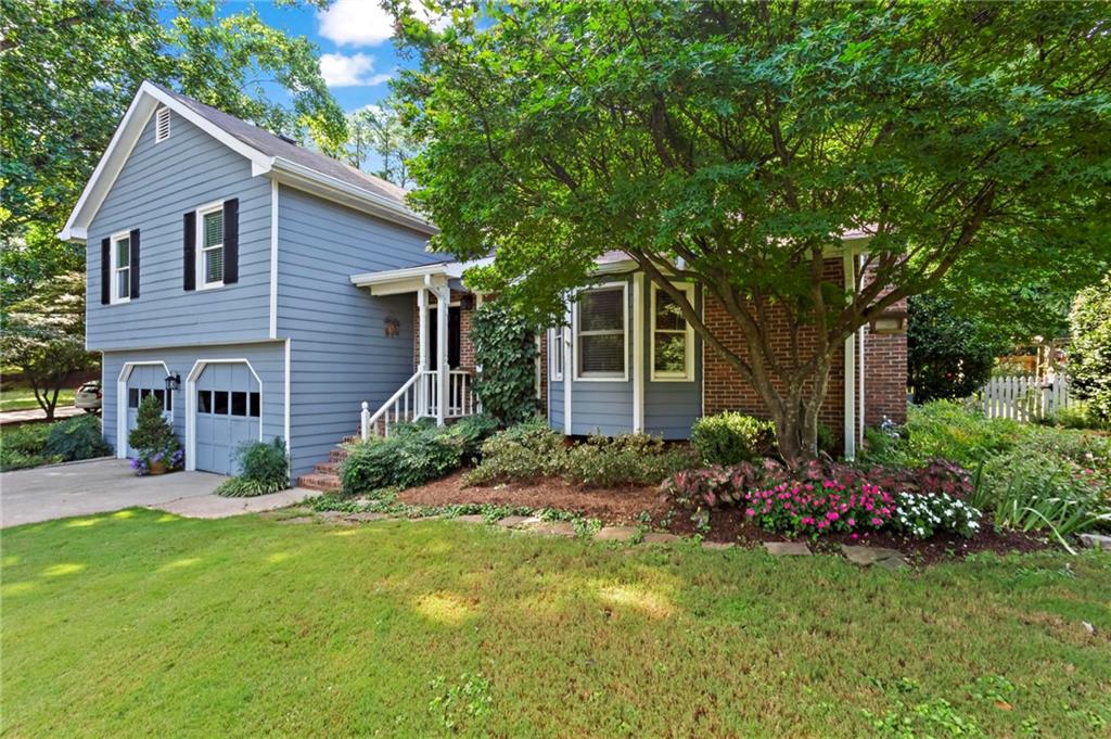 1590 Willow Bend Way