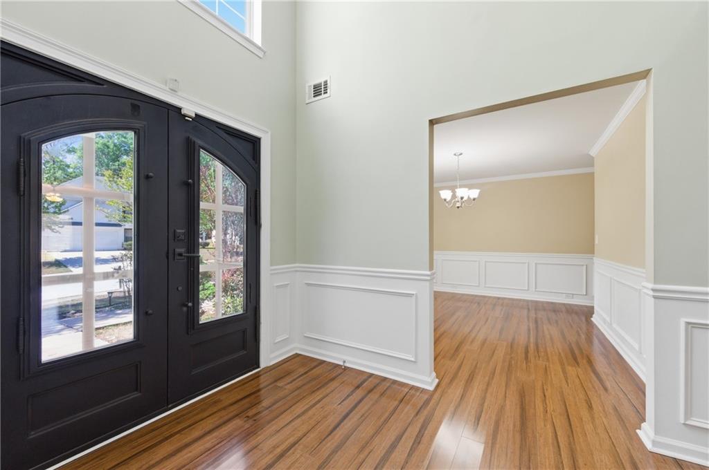 130 Apache Street SW