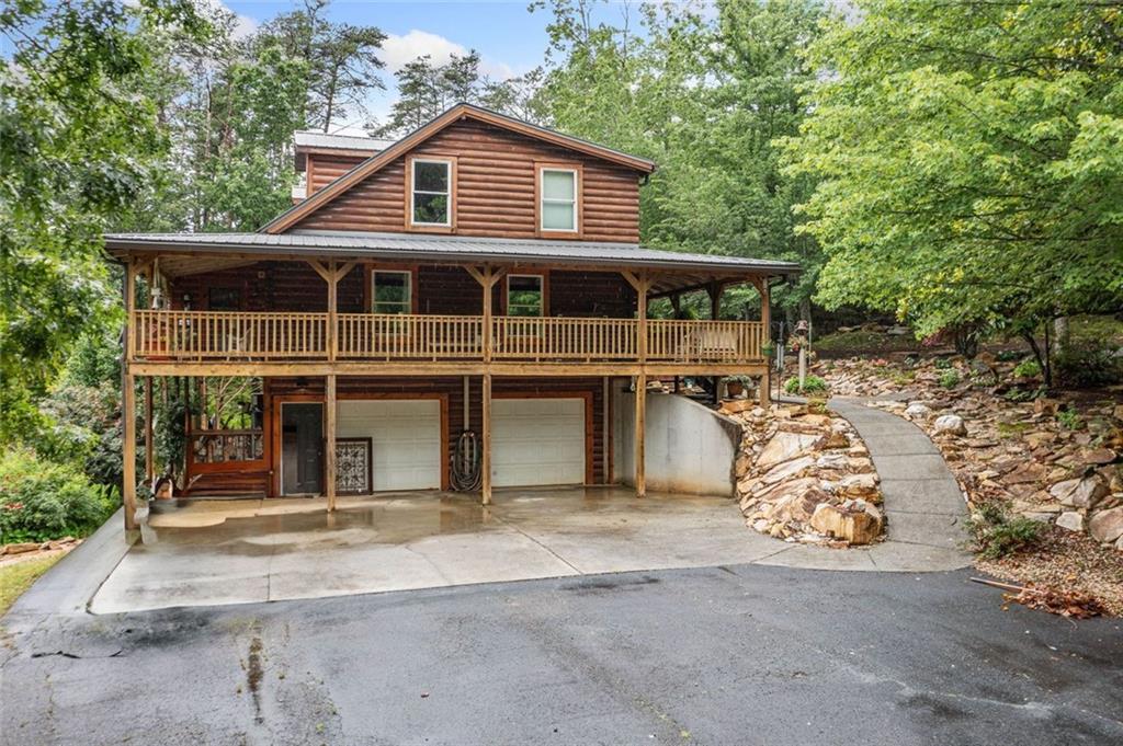 521 East Valley Road NE
