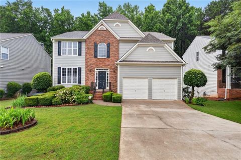 Homes For Sale - 1942 Ashwood Grove Drive<br/> Snellville, GA 30078