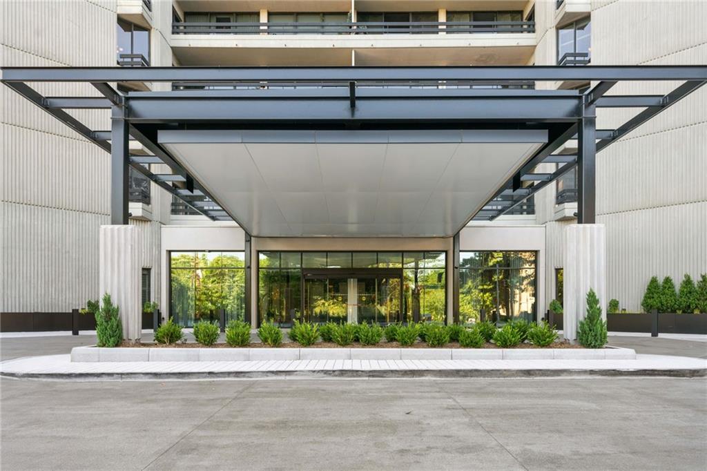 2660 Peachtree Road 6A