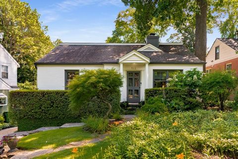 522 Trabert Avenue NW Atlanta GA 30309