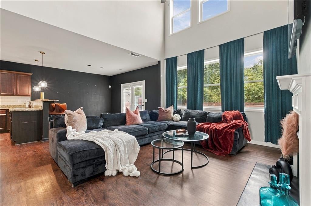 2391 Oakleaf Circle