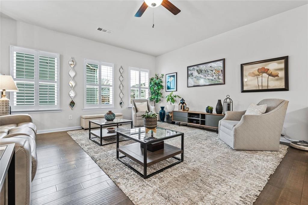 2523 Hedgeway Circle