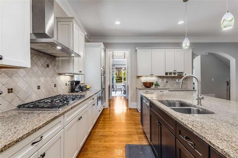 504 S WESTMINSTER Way NE Atlanta GA 30307