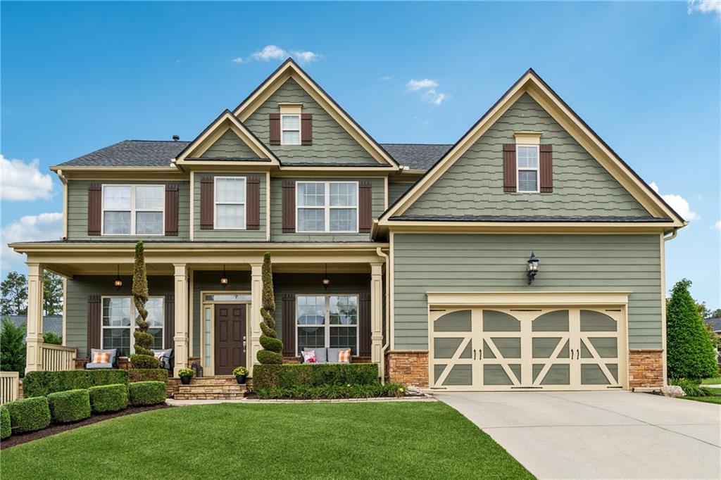317 Lakestone Landing
