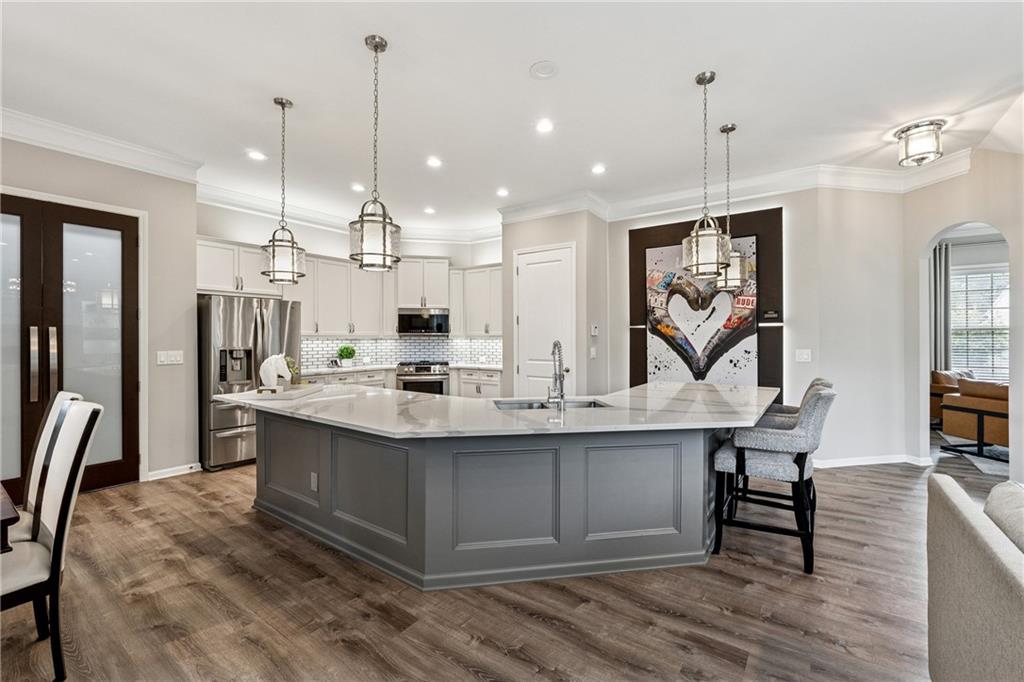 Lakestone - Residential