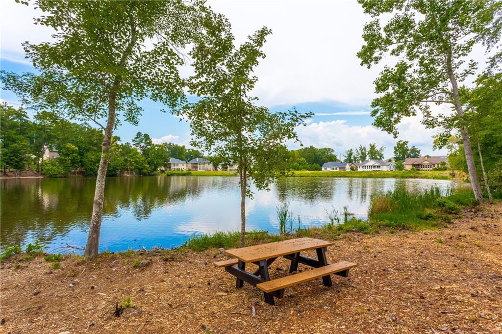 Lakestone - Residential