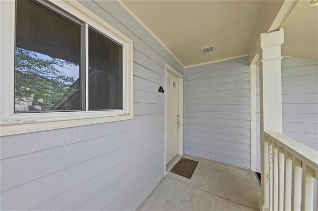 18 Matawan Circle SE 18