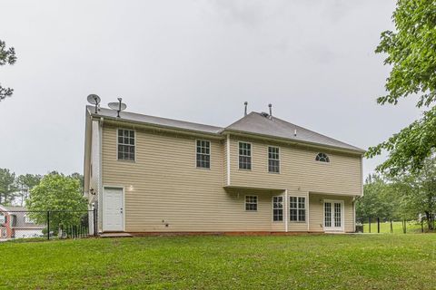 A home in Ellenwood