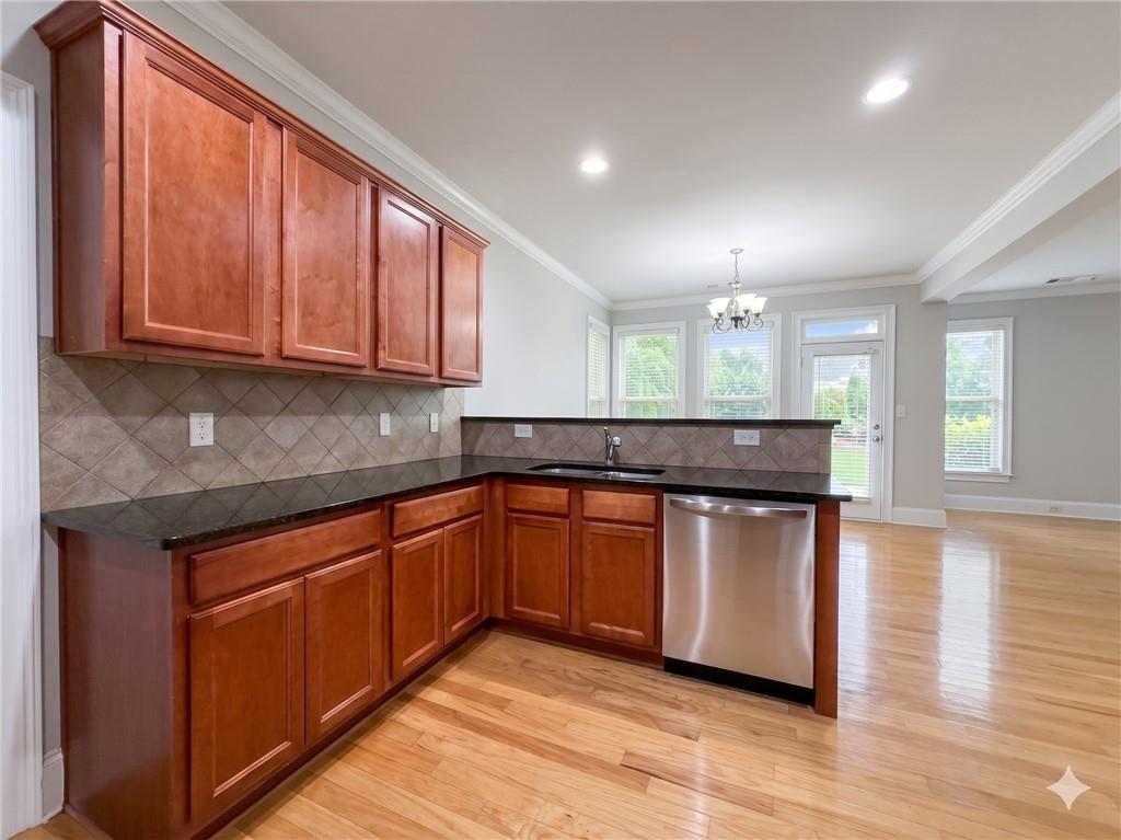 237 Gilliflower Park