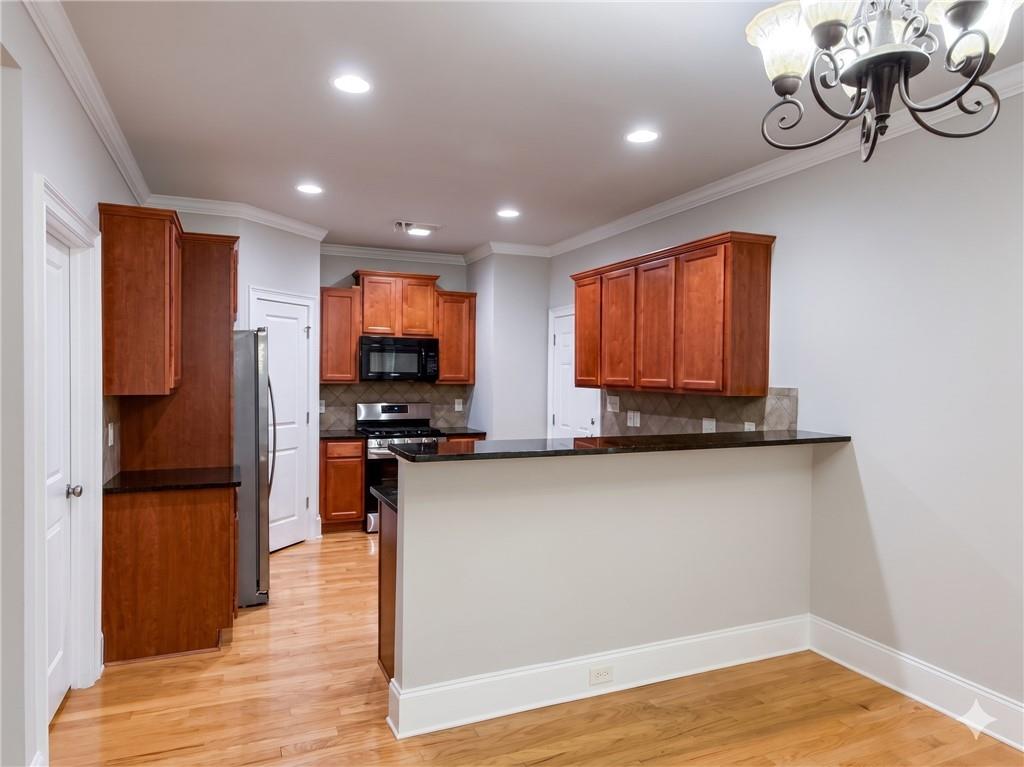 237 Gilliflower Park